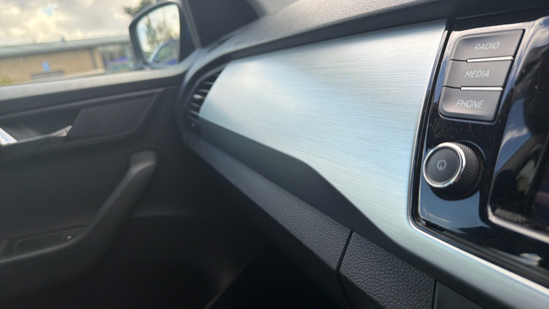 Skoda Fabia 1.0 TSI SE 5dr Petrol Estate